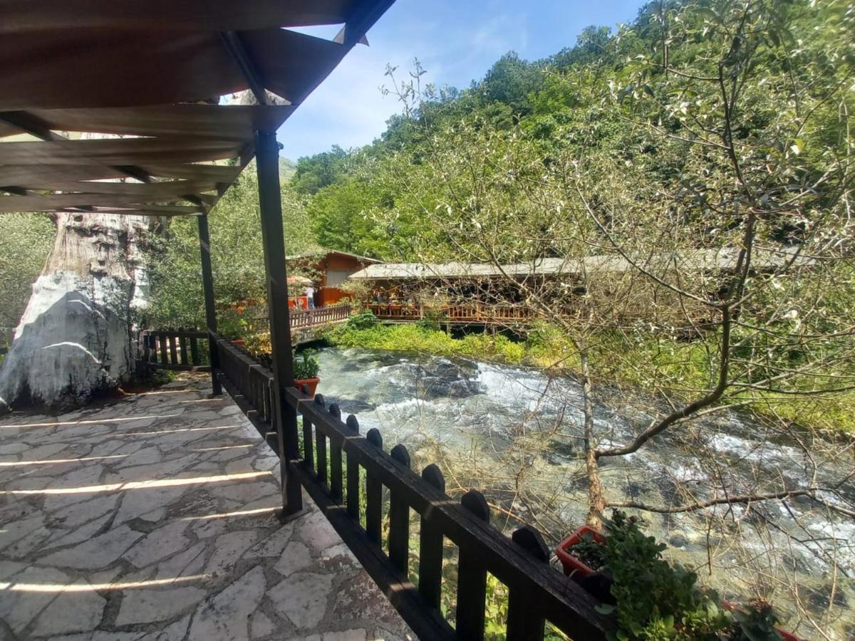 Villa Syri Kalter Sarandë Exterior foto